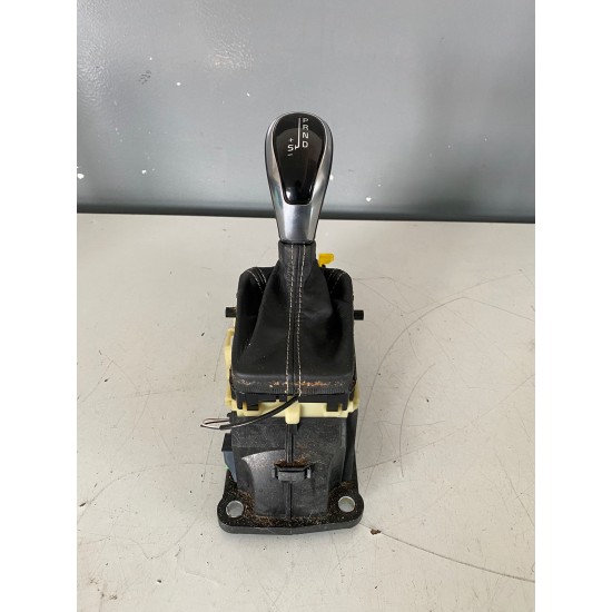 Schimbator de viteze automat Volvo V60 D6 HYBRID 2014+ 31367687 31367486