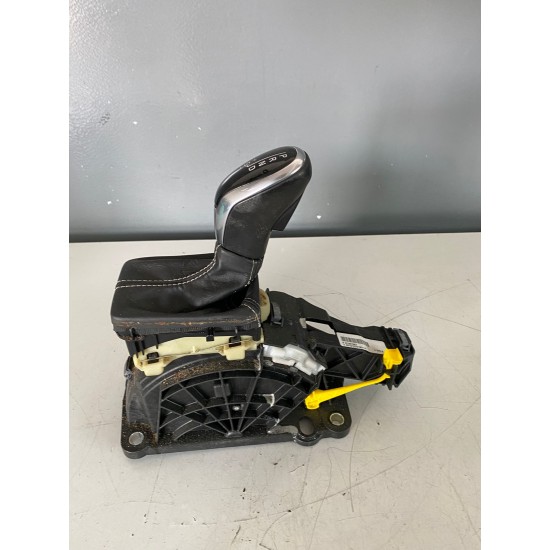 Schimbator de viteze automat Volvo V60 D6 HYBRID 2014+ 31367687 31367486 Schimbator de viteze automat Volvo V60 D6 HYBRID 2014+ 31367687 31367486