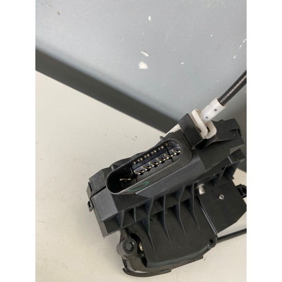 Broasca incuietoare usa stanga spate VOLVO V60 2014-2018 31349864