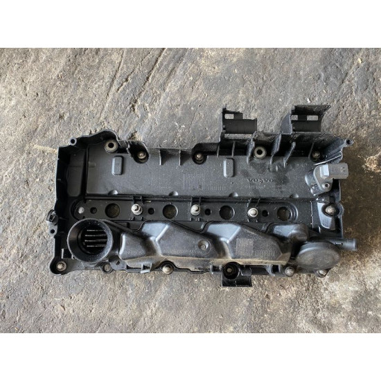 Valve cover 2.0 diesel 4 cylinders Volvo V40 2012+ 31461860