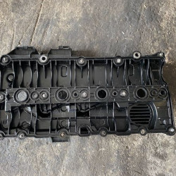 Valve cover 2.0 diesel 4 cylinders Volvo V40 2012+ 31461860