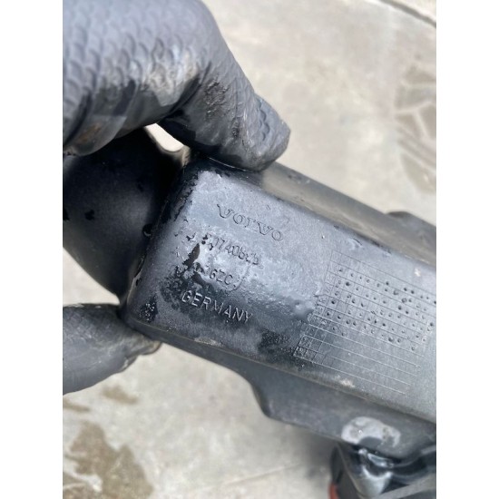 Rezonator turbo Volvo XC90 S60 V70 XC70 2003-2013 30740895 30740896