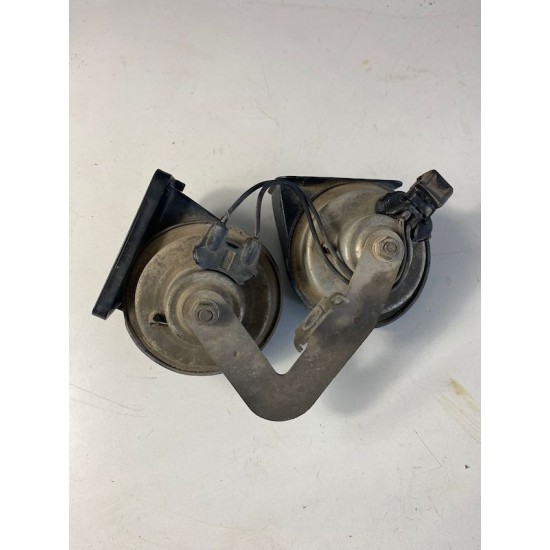 Horn Set VOLVO XC90 2003-2007 31111192 Horn Set VOLVO XC90 2003-2007 31111192