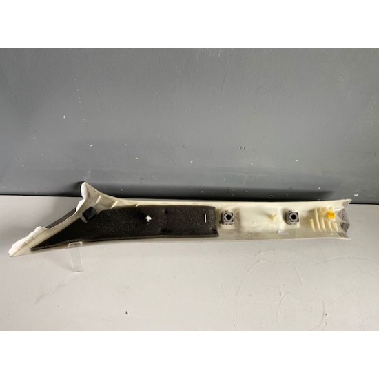 Ornament parbriz interior stalp A dreapta Volvo XC90 2003-2014 39883680 39883682