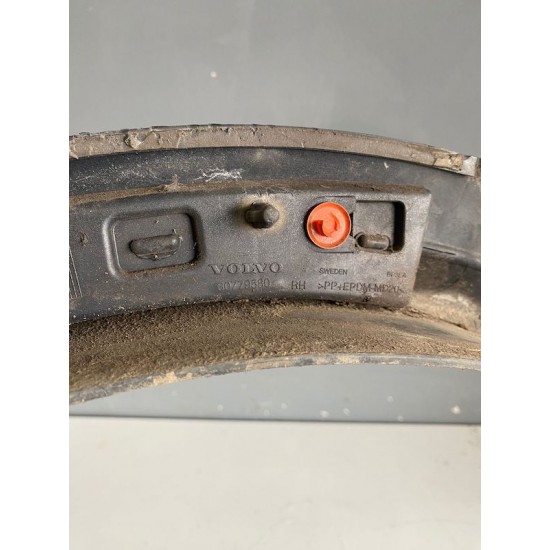 Bandou aripa dreapta spate Volvo XC90 2010-2014 30779580 Bandou aripa dreapta spate Volvo XC90 2010-2014 30779580