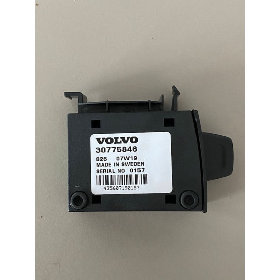 PHONE CONTROL UNIT/MODULE Volvo C30 C70 S40 V50 30775846