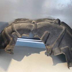 Rear left wheel arch liner VOLVO XC60 2018-2023 32392474