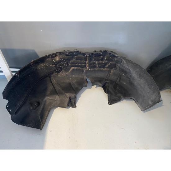 Rear left wheel arch liner VOLVO XC60 2018-2023 32392474