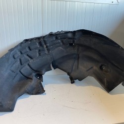 Rear right wheel arch liner VOLVO XC60 2018-2023 32392475