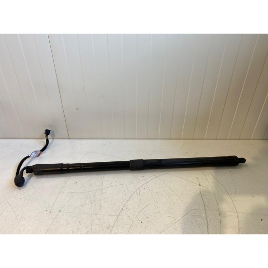 TAILGATE DRIVE UNIT OPERATING Volvo XC60 2018+ 32357572 32384407 TAILGATE DRIVE UNIT OPERATING Volvo XC60 2018+ 32357572 32384407