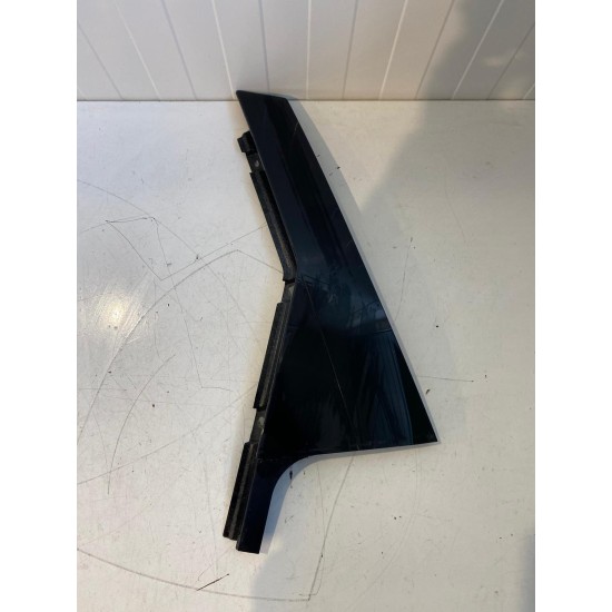 Rear door trim panel left piano black VOLVO XC60 2018-2023 32257326