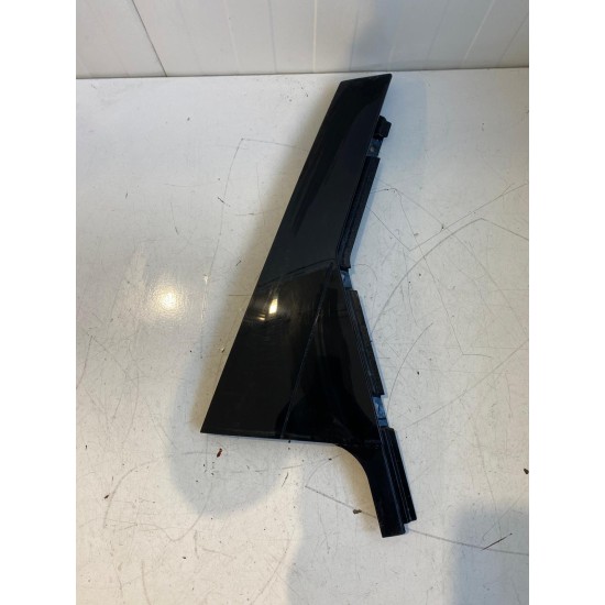 Rear door trim panel right piano black VOLVO XC60 2018-2023 32257327 Rear door trim panel right piano black VOLVO XC60 2018-2023 32257327