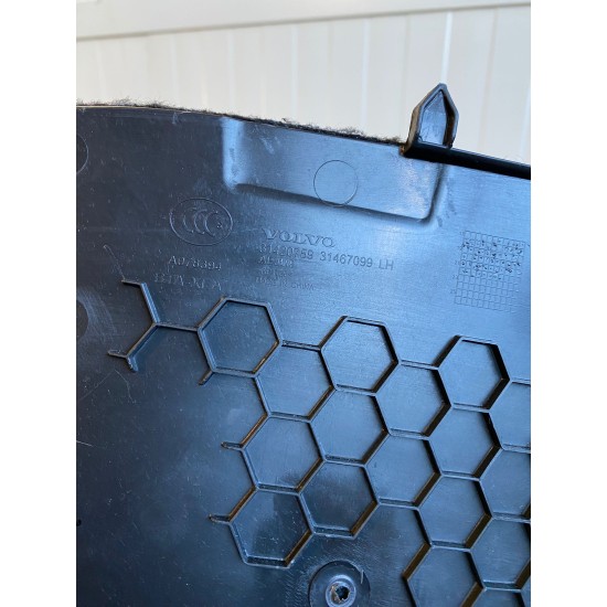 Ornament consola stanga VOLVO XC60 31420759 31467099 31417526 31417112