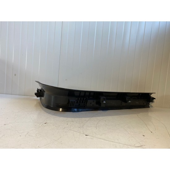 Front left interior trim sill VOLVO XC60 2018+ 32288664 31672950 31672954 31426896