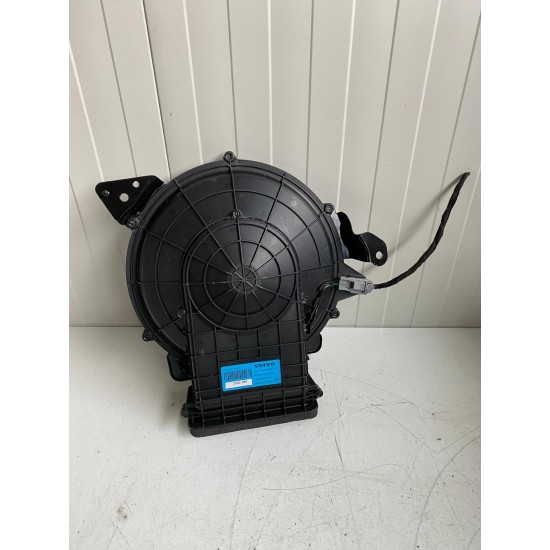 Audio System Harman Kardon VOLVO XC90 XC60 S90 V90 2015+ 32265527 32265526