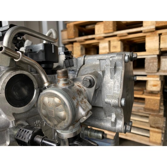 Injection pump VOLVO V60 V40 XC70 S60 S80 S90 V70 XC60 XC90 31392104 32140068