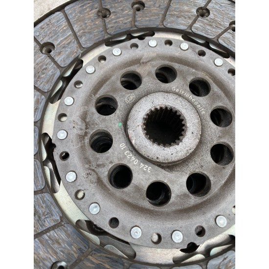 Kit ambreiaj VOLVO S40 S60 V60 S80 V50 XC70 XC60 31336100 324042310 124040310 30756117 31367641