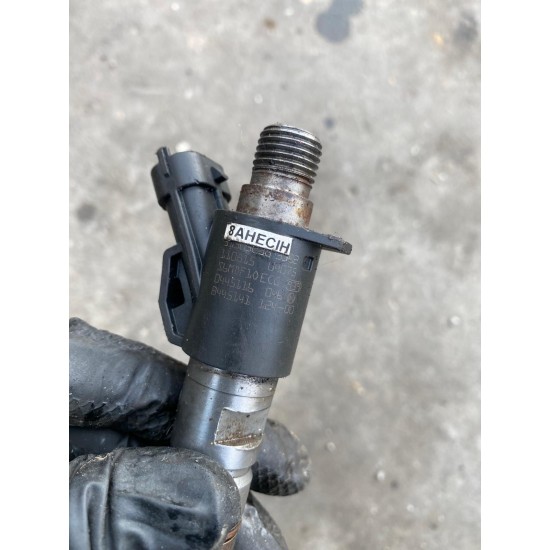 Injector 2.0 5 cilindri 163cp Volvo S60 V60 XC60 V70 XC70 S80 31303238