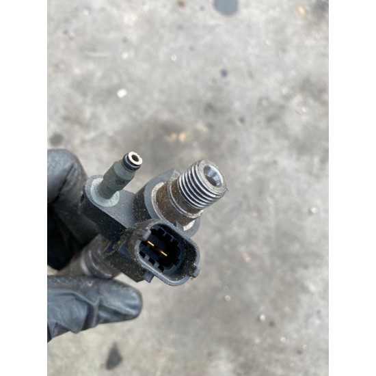 Injector 2.0 5 cilindri 163cp Volvo S60 V60 XC60 V70 XC70 S80 31303238