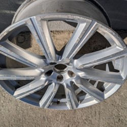 1x Volvo OEM Wheel 10-spoke INSCRIPTION Rim 20" XC90 XC60 XC70 XC40 S90 V90 S60 31362277