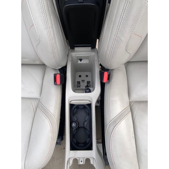 Interior complet Volvo V40 Ocean Race 2012+ Interior complet Volvo V40 Ocean Race 2012+