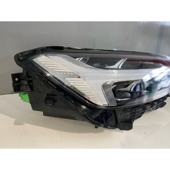 Far dreapta FULL LED VOLVO XC60 FACELIFT 2021+ 32404706