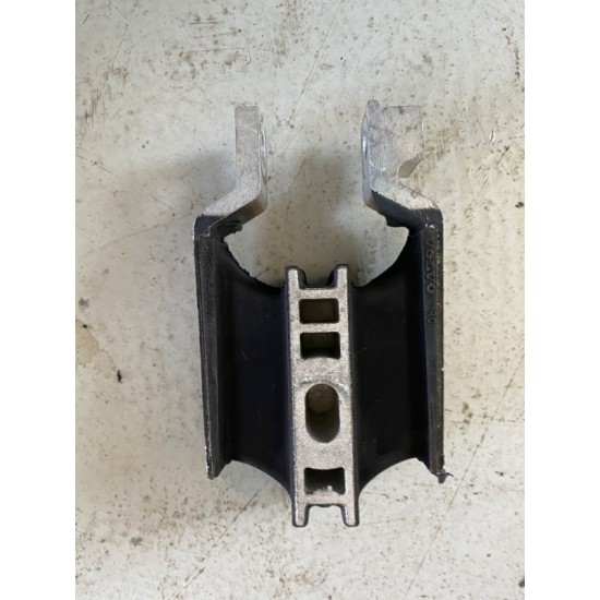 Suport tampon motor Volvo XC60 XC90 V90 2018+ 31359890 31330594 31339956 Suport tampon motor Volvo XC60 XC90 V90 2018+ 31359890 31330594 31339956