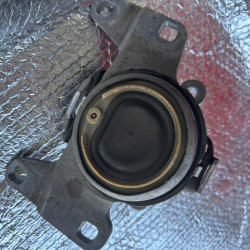 Manual gearbox mount Volvo V40 31359639