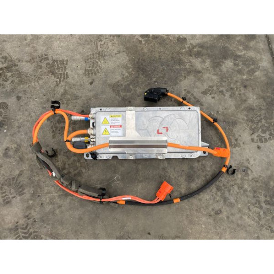 Battery charger Volvo V60 D6 Hybrid 2014-2018 32202166 Battery charger Volvo V60 D6 Hybrid 2014-2018 32202166