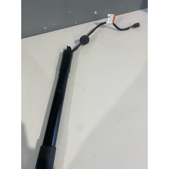 Tailgate gas strut VOLVO XC60 2018+ 32296915 32384407