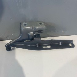 Right hood hinge Volvo XC60 2018+ 31424538