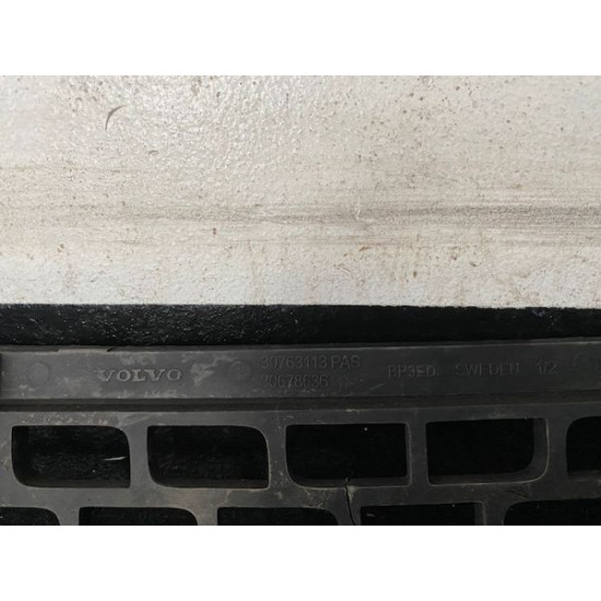 Lower front bumper grille VOLVO V70 2008-2010 30763113/30678636