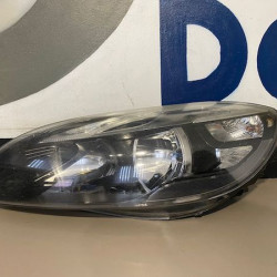 Left headlight halogen Volvo V40 2012+ 31283328