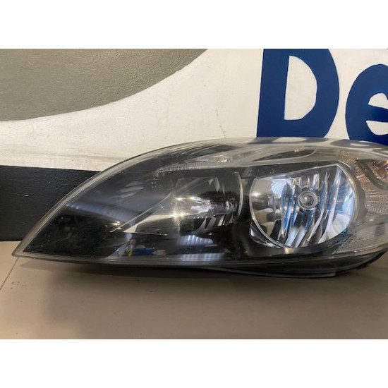 Left headlight halogen Volvo V40 2012+ 31283328