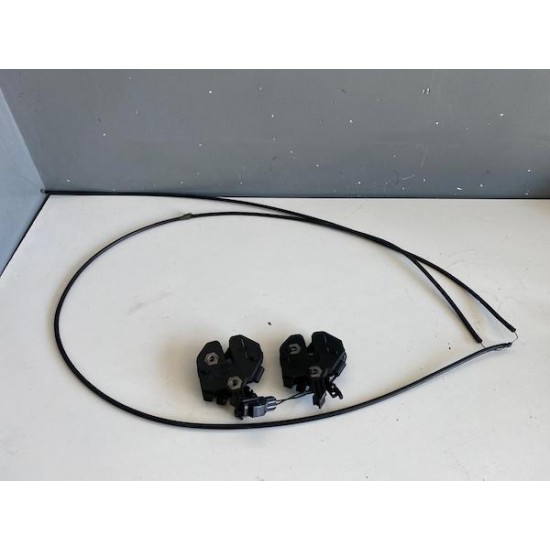 Hood engine bonnet cable lock VOLVO XC90 2007-2014 9483814 31218475 31218474 Hood engine bonnet cable lock VOLVO XC90 2007-2014 9483814 31218475 31218474