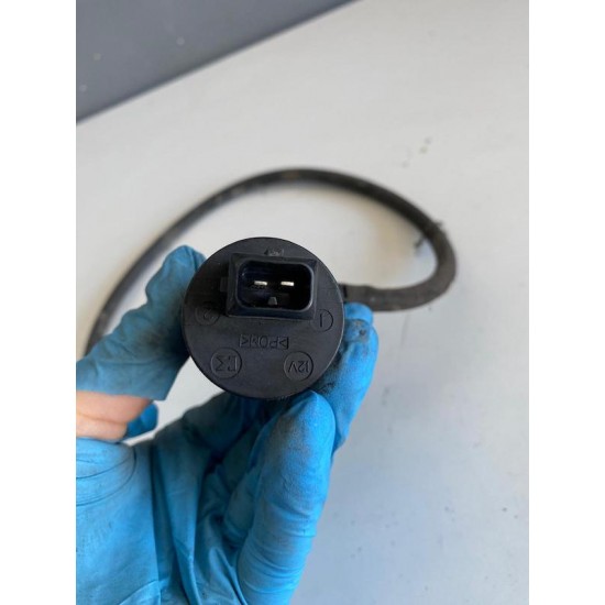 Windscreen washer pump Volvo XC90 2012 1012458 31283791