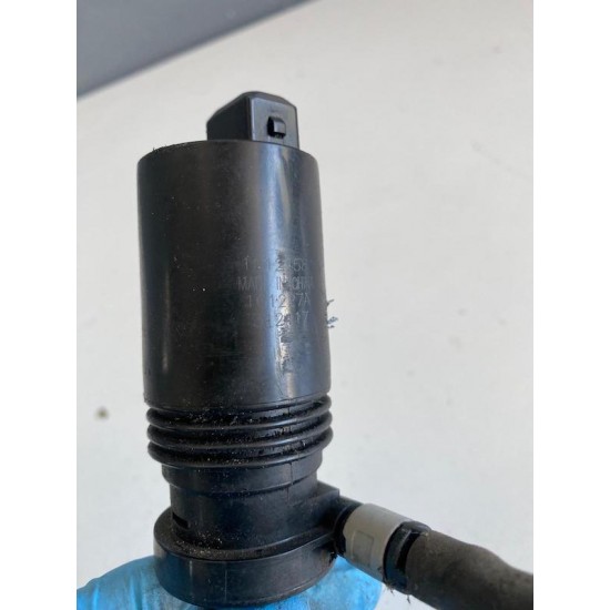 Windscreen washer pump Volvo XC90 2012 1012458 31283791
