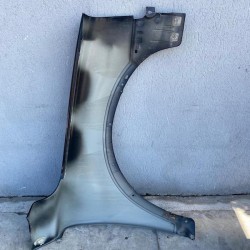 Aripa stanga fata Volvo XC90 2007-2014 30796494