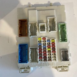 Fuse Box Volvo V40 V40CC 2012+ 31394135 31394963