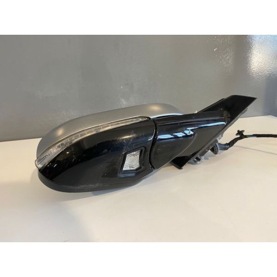 Right side view mirror electric with light and led signaling 8 wires Volvo V40 2012-2019 31278140 31299641