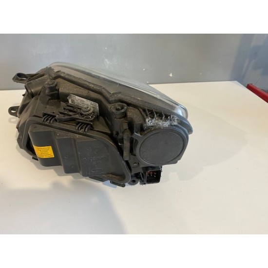 Far xenon dreapta VOLVO V40 2012-2016 31420010 31383161