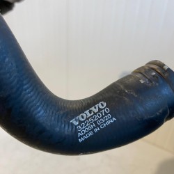 Radiator hose upper VOLVO S60 V60 V60 CC S90 V90 V90 CC XC90 32252070