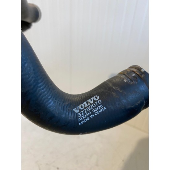 Furtun apa VOLVO S60 V60 V60 CC S90 V90 V90 CC XC90 32252070