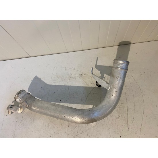 Intercooler charger hose Volvo S60 V60 S90 V90 XC60 XC90 31370288 31370489