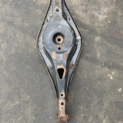 Brat punte spate dreapta Volvo XC40 32221200