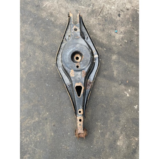 Brat punte spate dreapta Volvo XC40 32221200