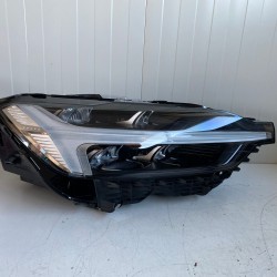 Far dreapta MID LED LHD VOLVO XC60 FACELIFT 2022+ 32337377 Far dreapta MID LED LHD VOLVO XC60 FACELIFT 2022+ 32337377