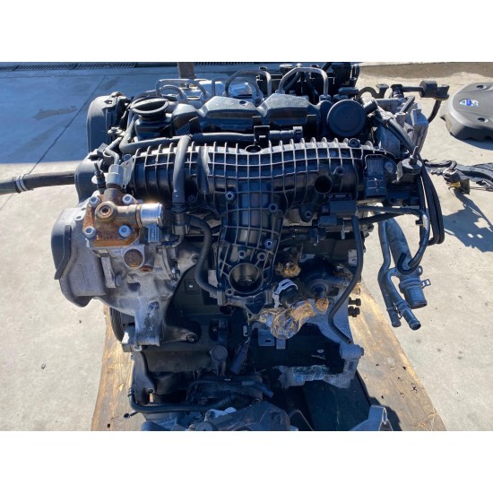 Engine 250000 km Volvo V40 D4204T14 36012754