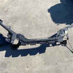 Trager Volvo V40 31299795 31416490 Trager Volvo V40 31299795 31416490