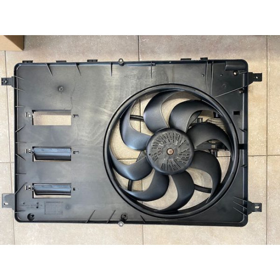 Radiator Cooling Fan Volvo V40 31368431